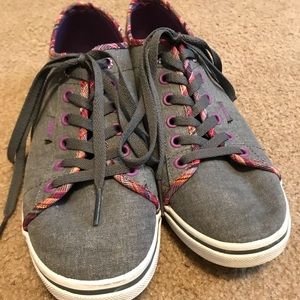 Gray and purple Vans